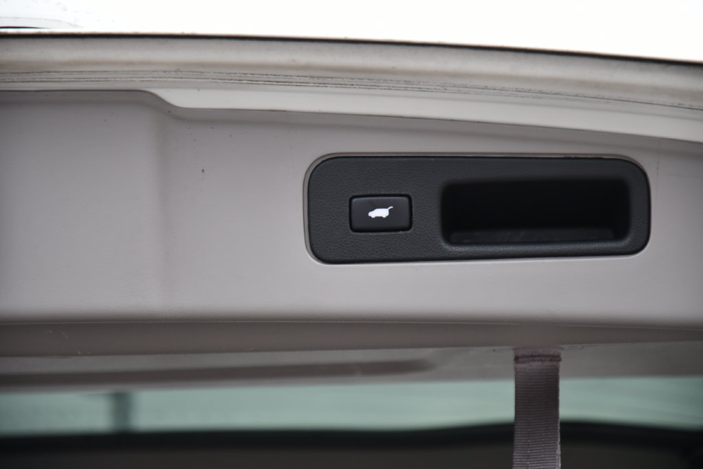 Used 2014 Honda Pilot Touring image 35