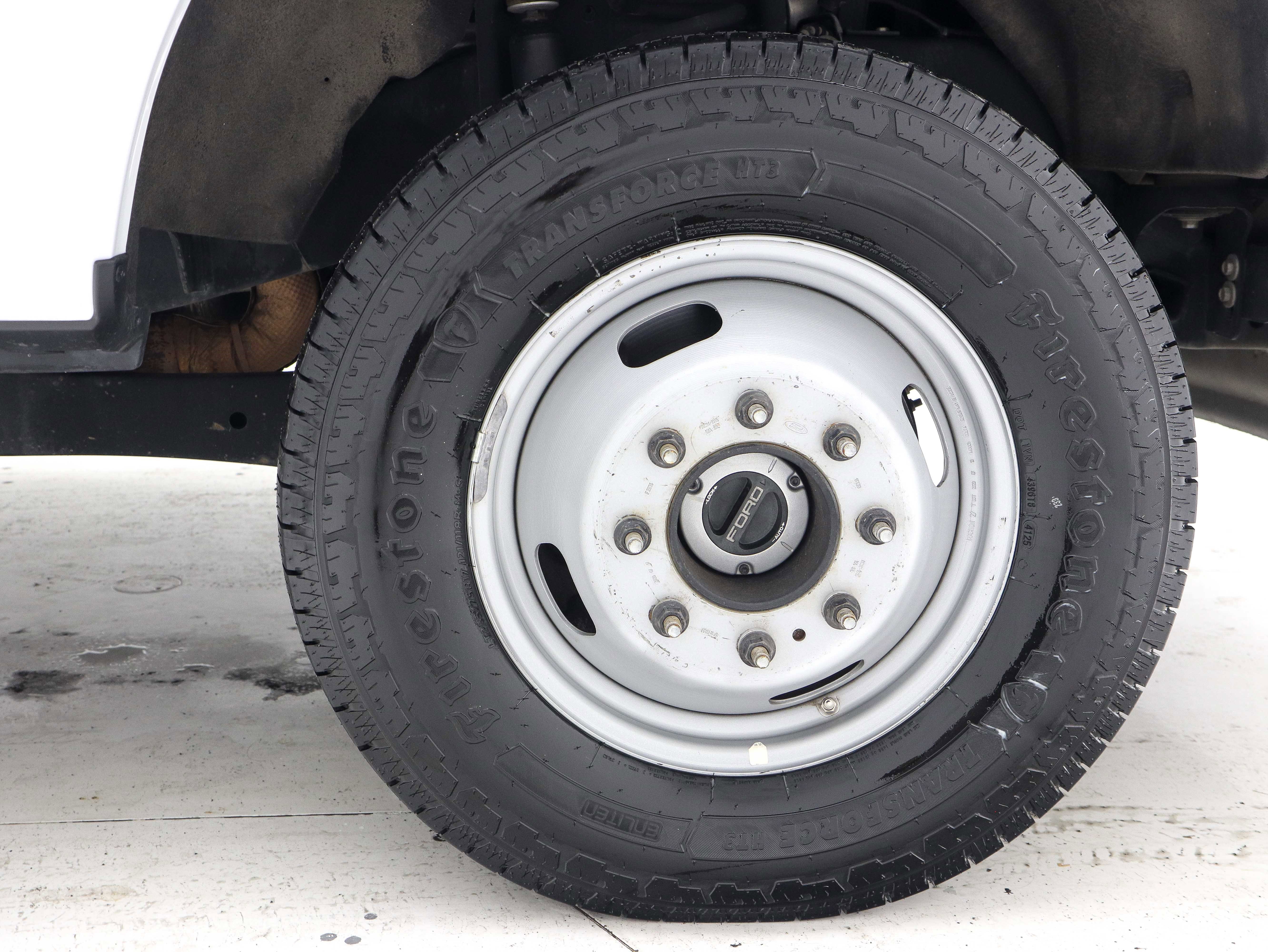 Used 2020 Ford F350 XL image 27