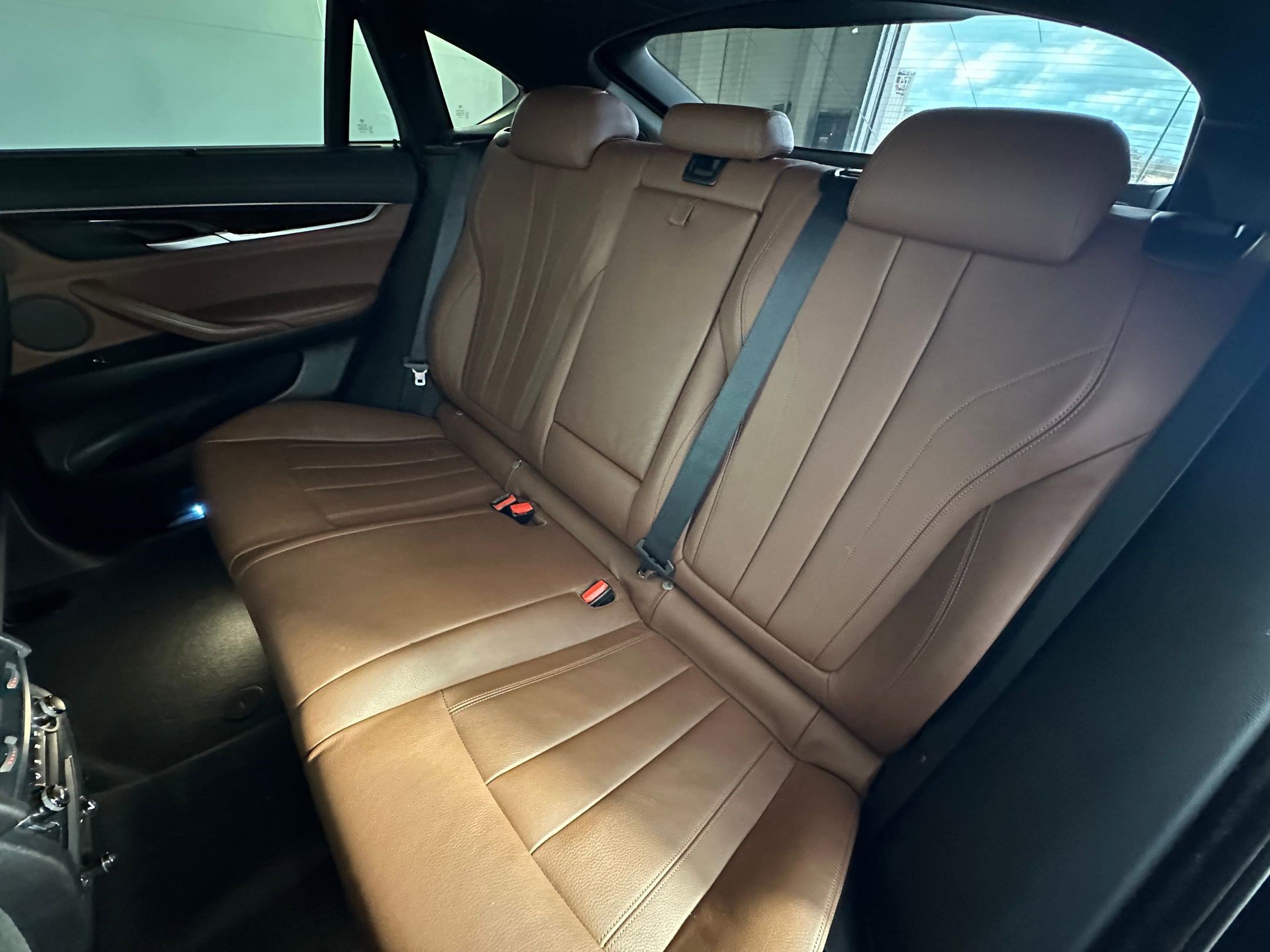 Used 2015 BMW X6 sDrive35i image 12