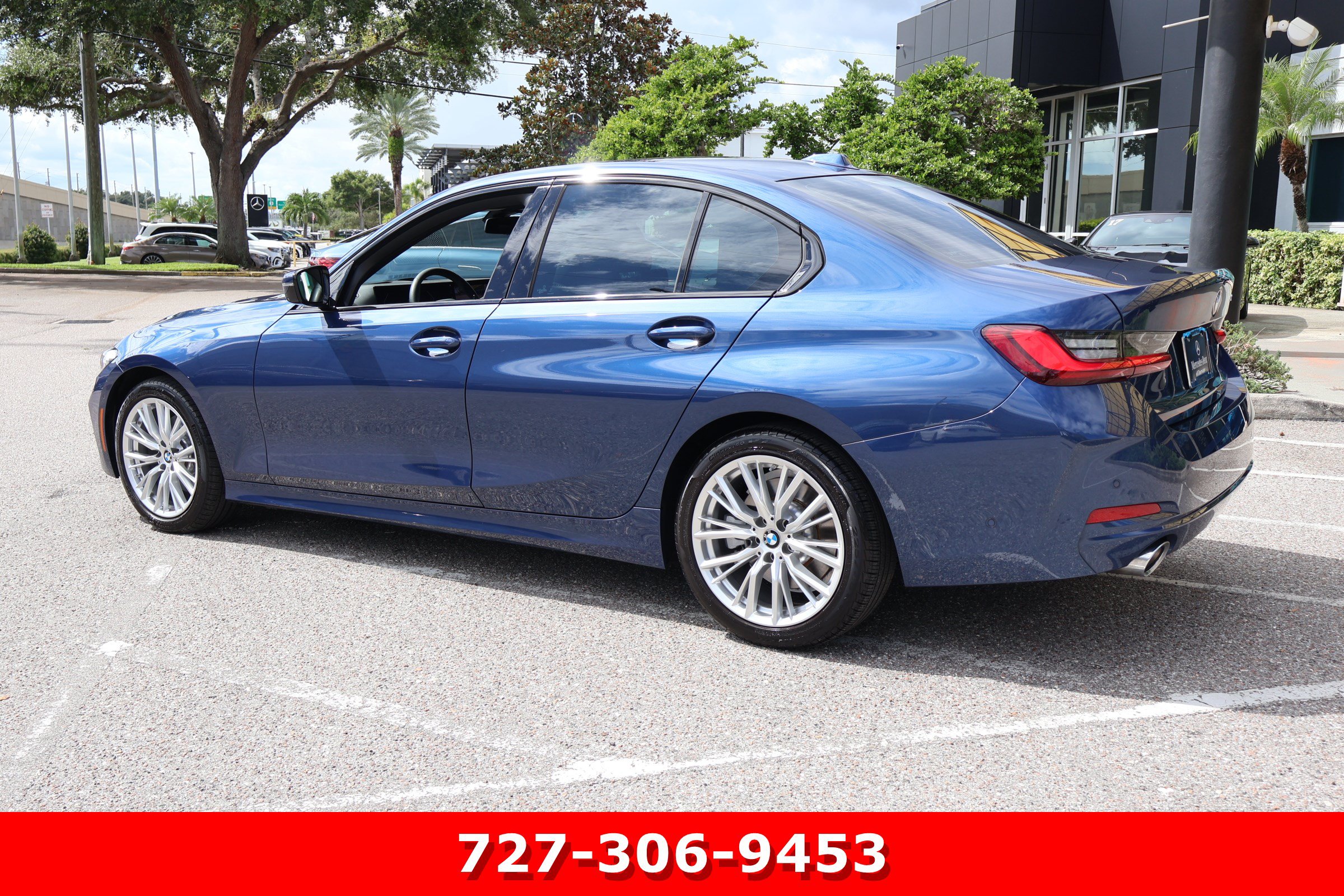 Used 2023 BMW 330i Sedan w/ Premium Package RWD image 7