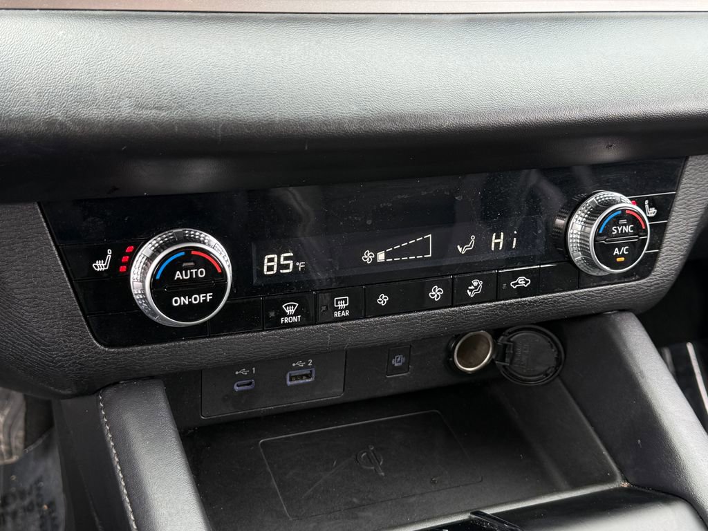 Used 2024 Mitsubishi Outlander SE image 27