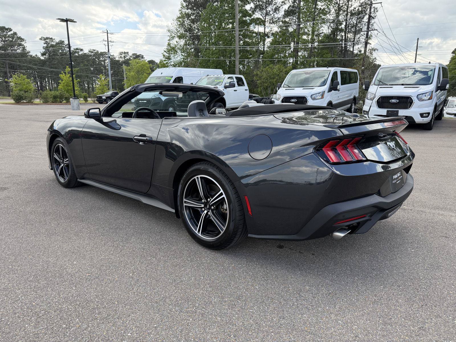 Used 2024 Ford Mustang Premium RWD image 4