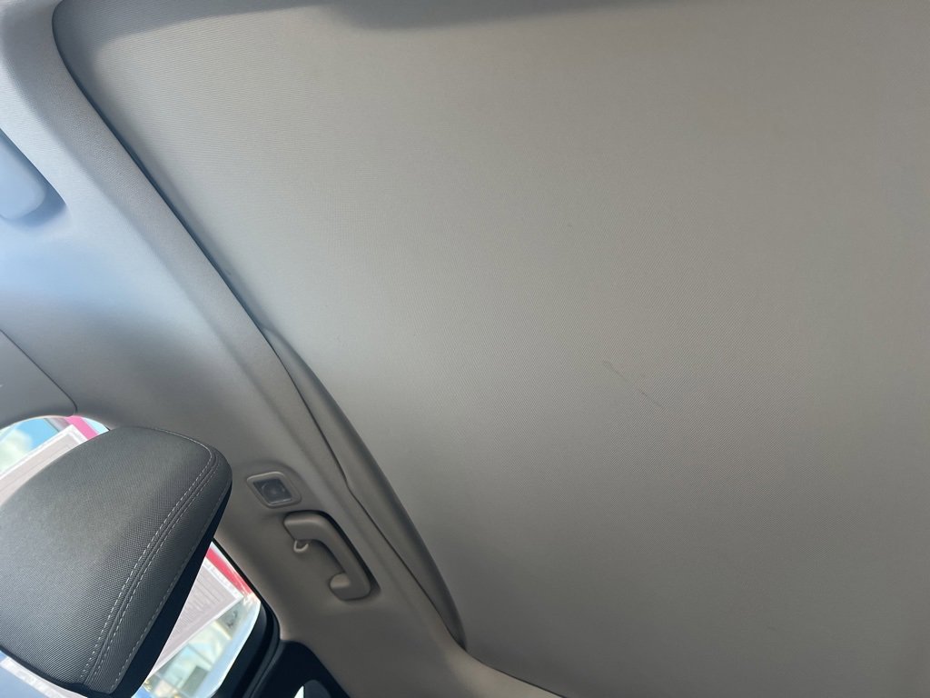 Used 2020 Ford Escape SE image 14