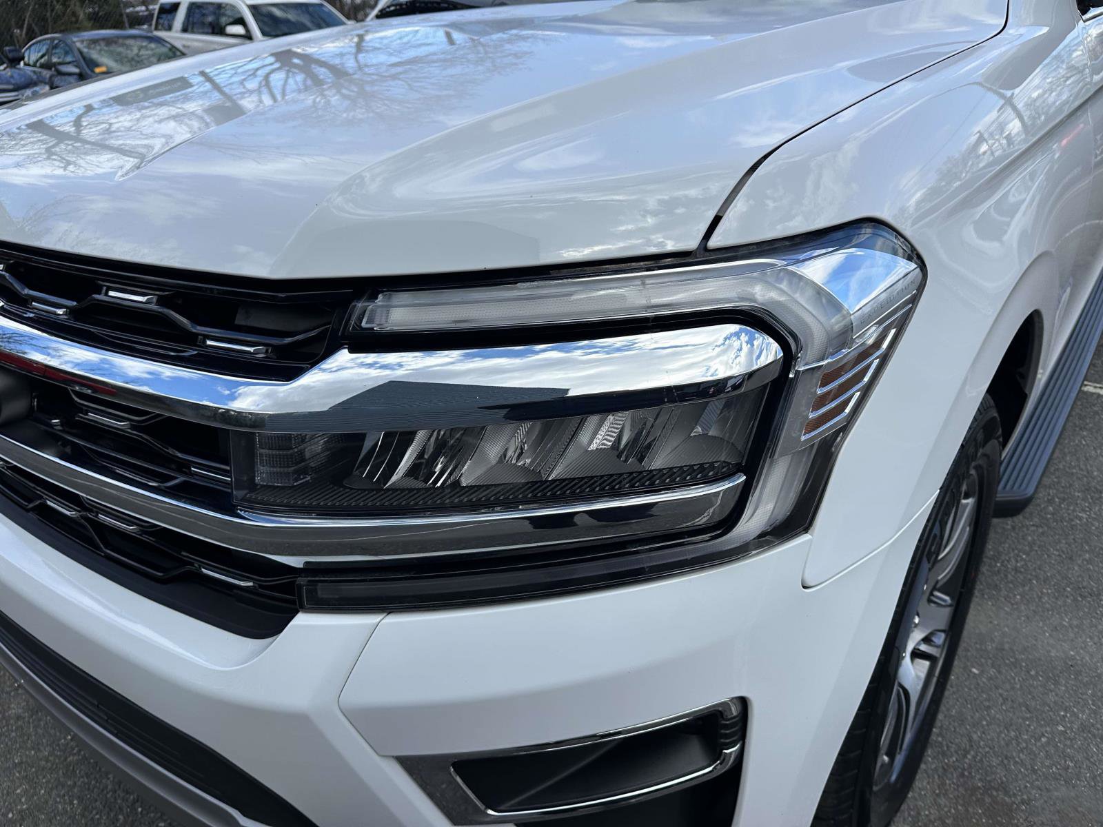 Certified 2024 Ford Expedition Max Limited AWD/4WD image 9