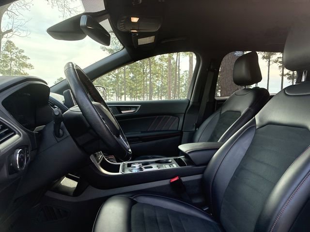Used 2023 Ford Edge ST-Line image 20