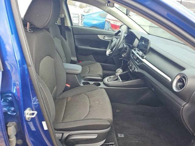 Used 2024 Kia Forte LXS image 9