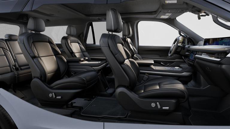 New 2025 Lincoln Navigator Reserve w/ Jet Appearance Package image 6