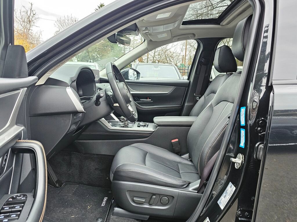 Certified 2024 MAZDA CX-90 Plug-In Hybrid w/ Preferred image 21