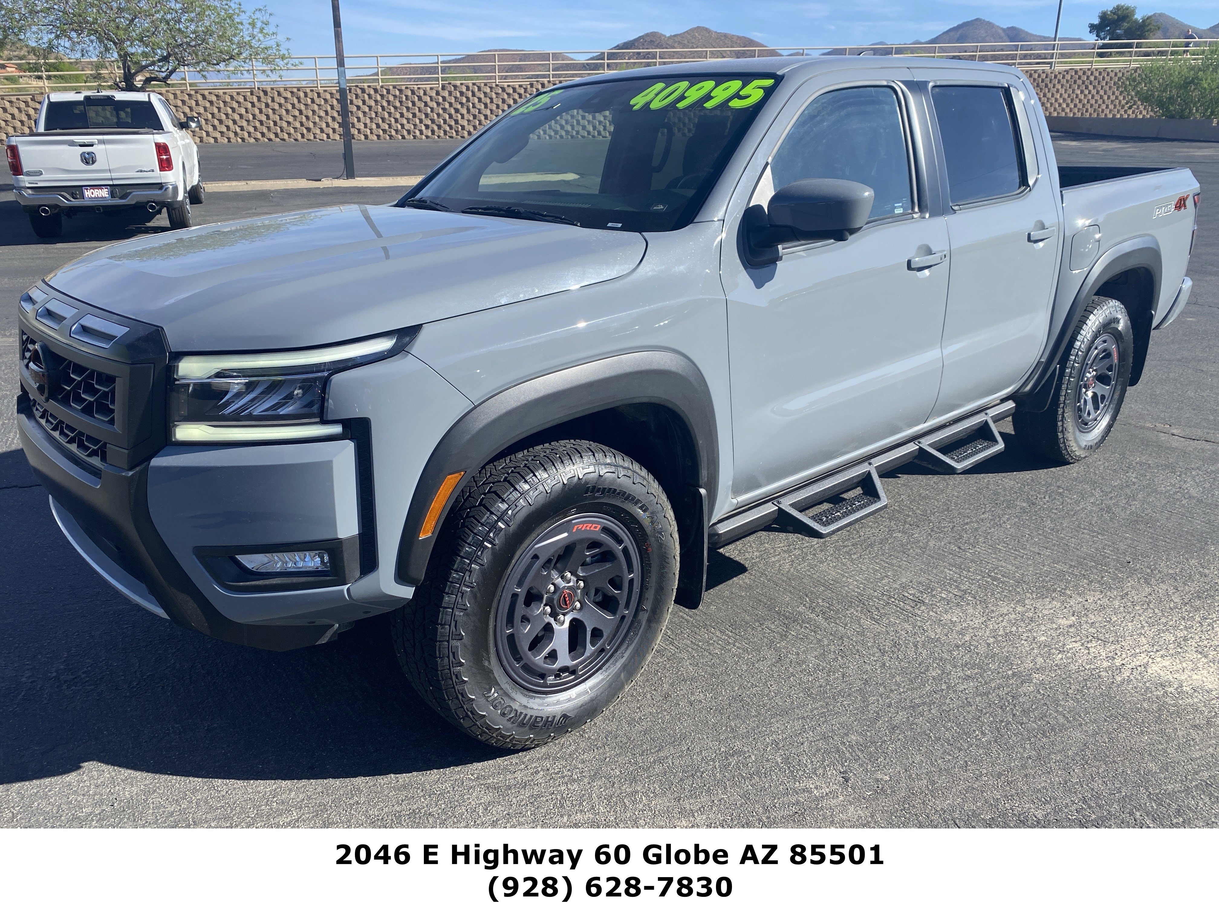 Used 2025 Nissan Frontier PRO-4X w/ Pro Convenience Package image 1