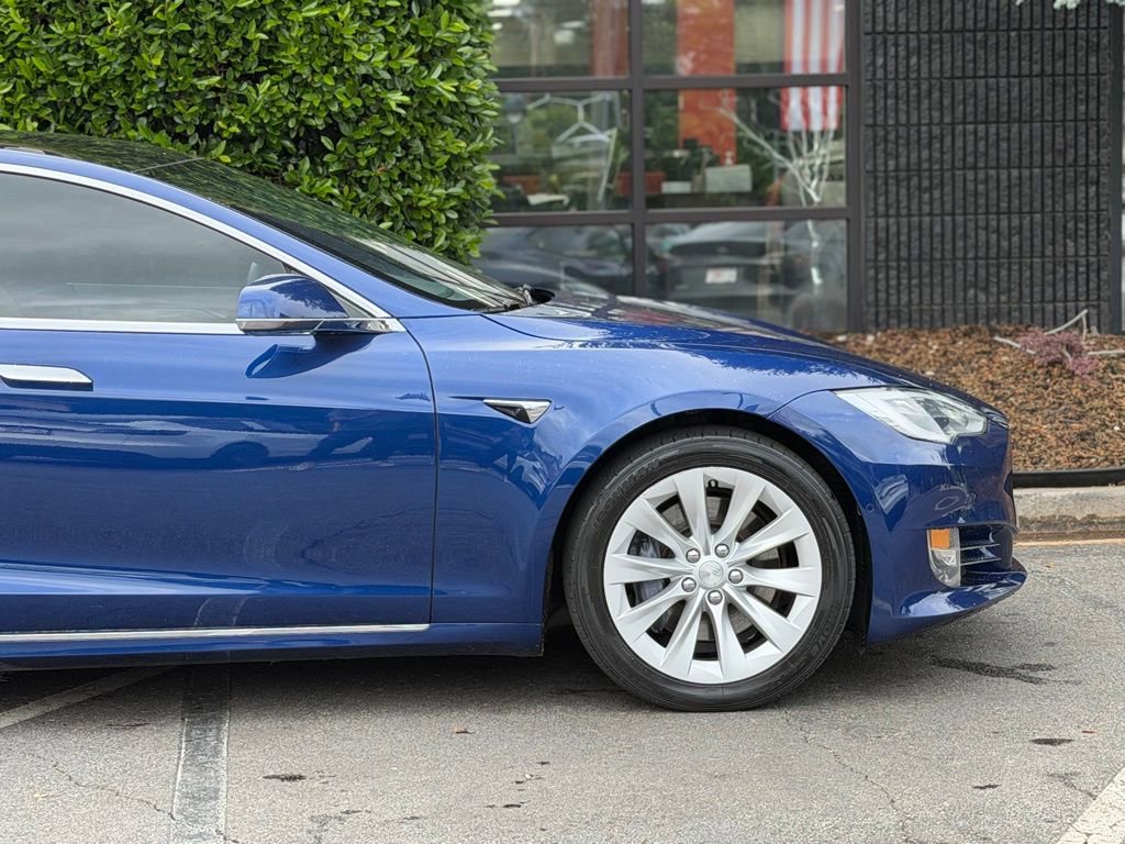 Used 2020 Tesla Model S Long Range Plus AWD/4WD image 22