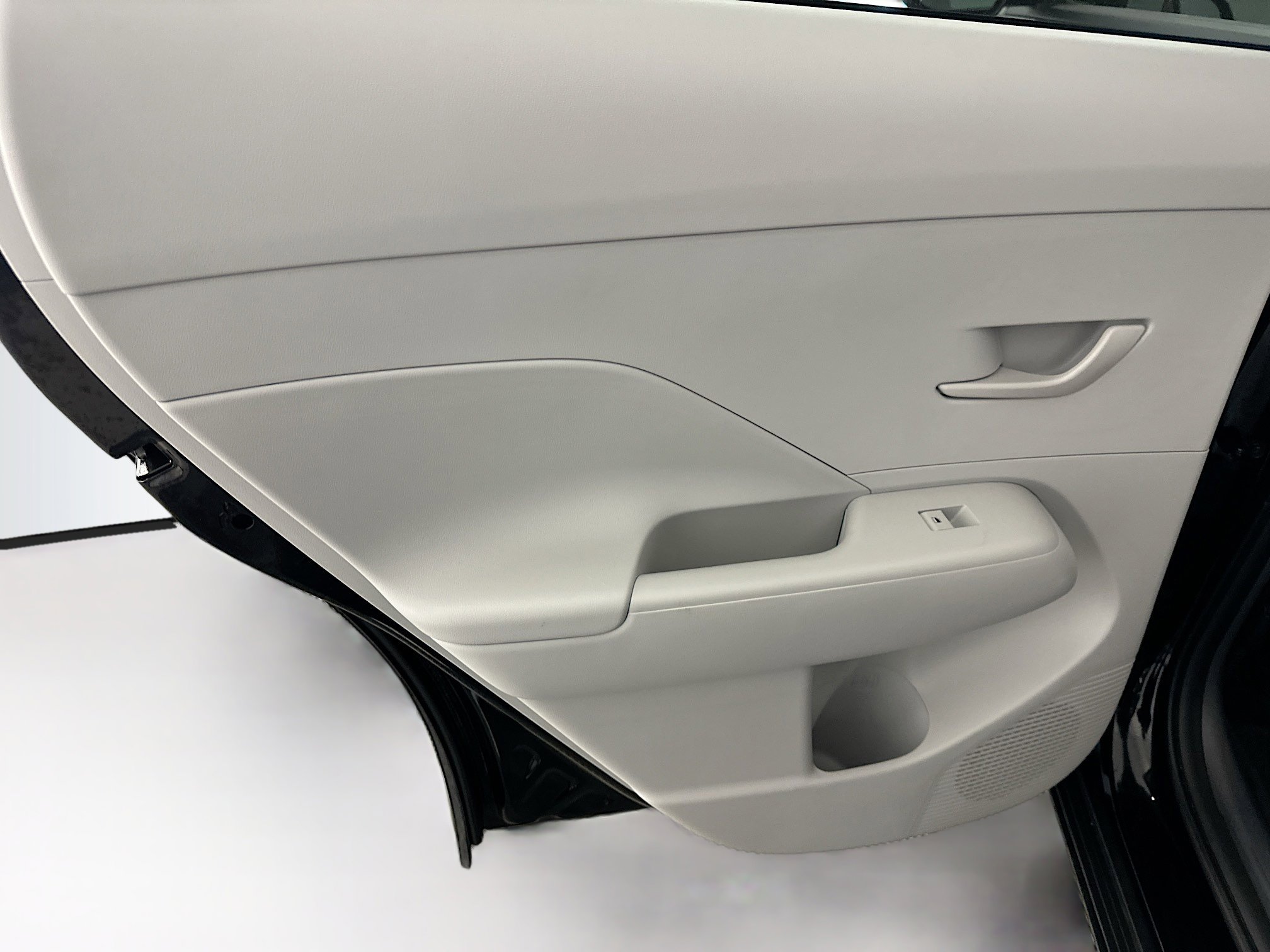 Used 2025 Hyundai Kona SEL AWD/4WD image 26