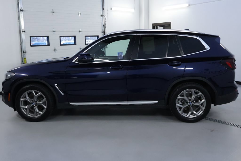 Used 2022 BMW X3 xDrive30i w/ Premium Package image 4