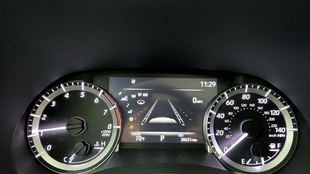 Used 2023 Toyota Highlander XSE AWD/4WD image 28