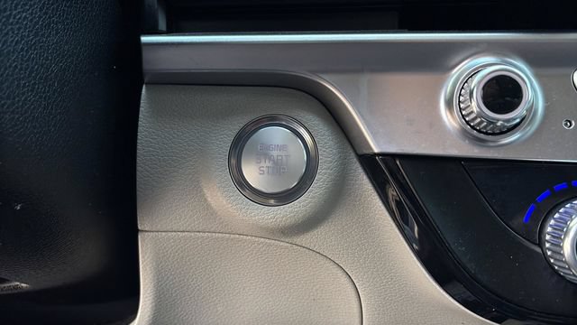 Used 2024 Kia Telluride S FWD image 29