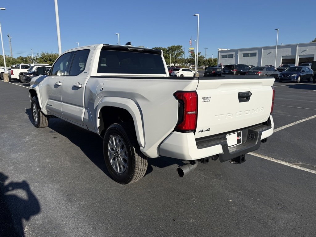 Used 2024 Toyota Tacoma SR5 image 4