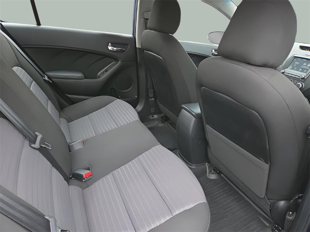 Used 2018 Kia Forte S image 14