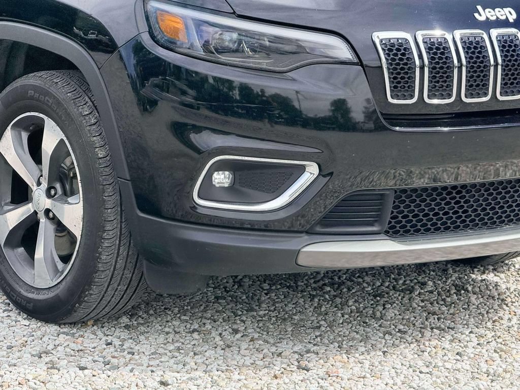 Used 2019 Jeep Cherokee Limited AWD/4WD image 5