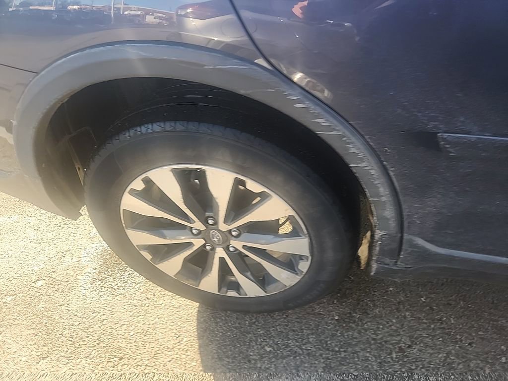 Used 2015 Subaru Outback 2.5i Limited image 4