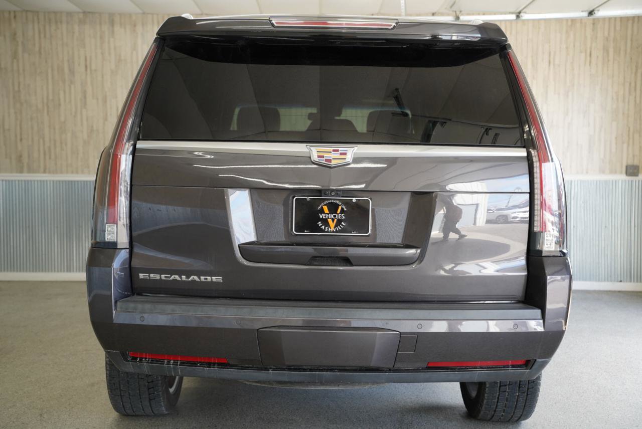 Used 2018 Cadillac Escalade Platinum image 9