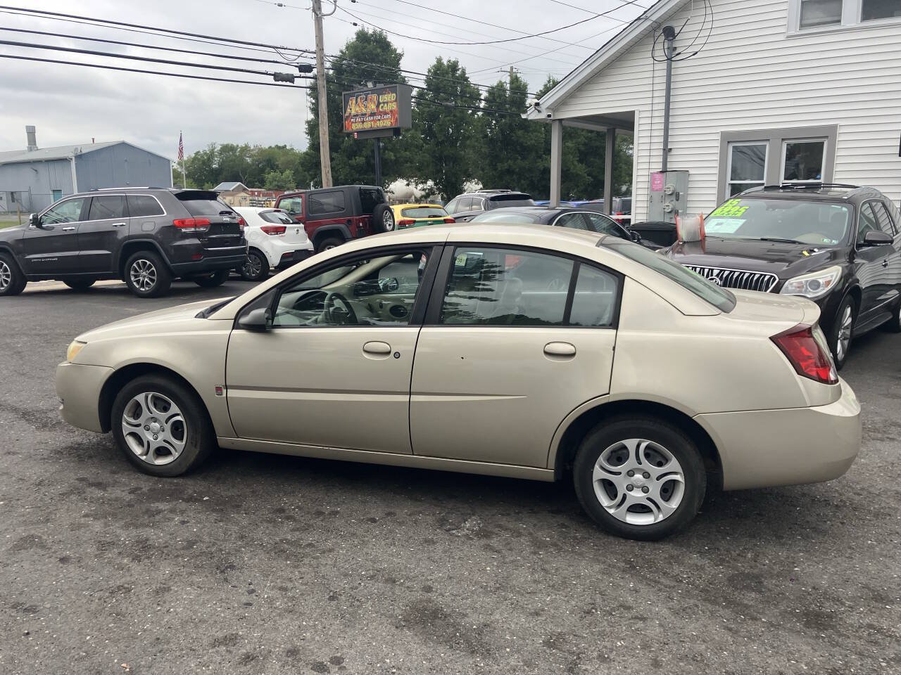 Used 2004 Saturn ION Level 2 FWD image 9