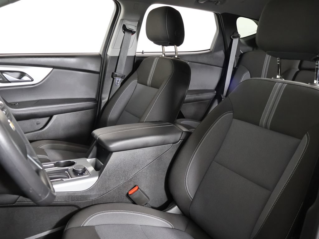 Used 2024 Chevrolet Blazer LT w/ Convenience Package FWD image 29
