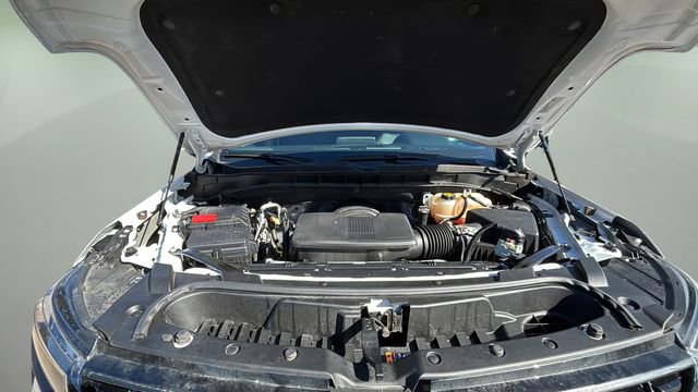 Used 2023 Chevrolet Suburban RST w/ Sport Performance Package image 32