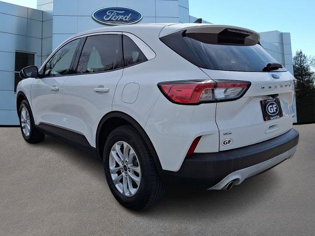 Certified 2020 Ford Escape SE image 4