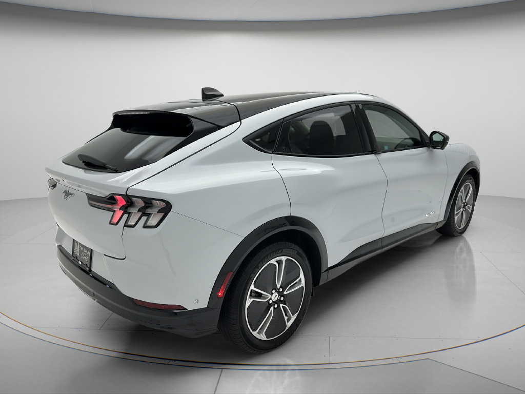 Used 2023 Ford Mustang Mach-E Premium AWD/4WD image 5