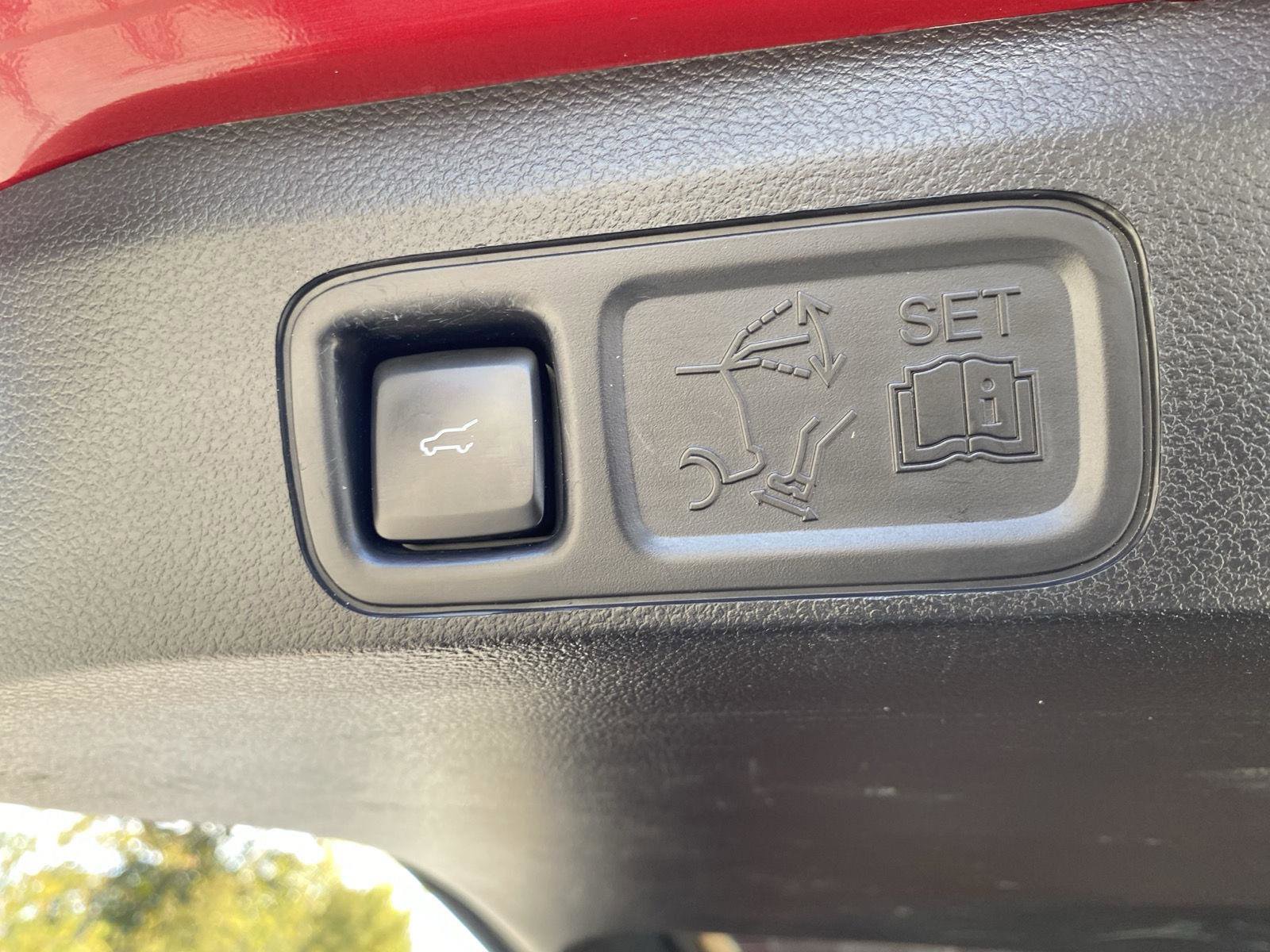 Used 2020 Ford Expedition XLT w/ Equipment Group 202A image 13