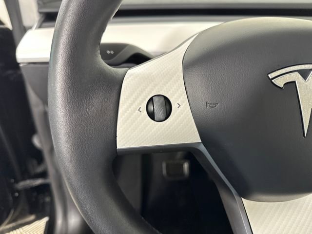 Used 2021 Tesla Model Y Long Range image 15