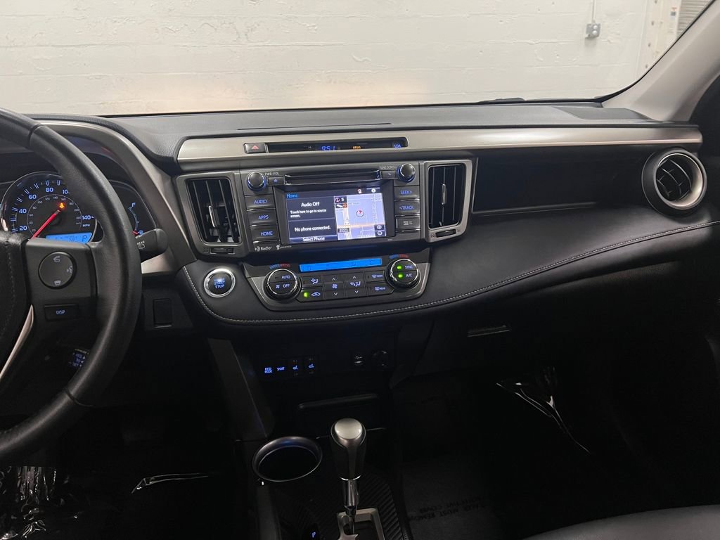 Used 2015 Toyota RAV4 Limited w/ Technology Package image 18