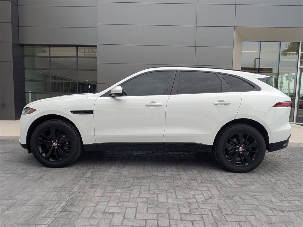 Used 2022 Jaguar F-PACE S image 7
