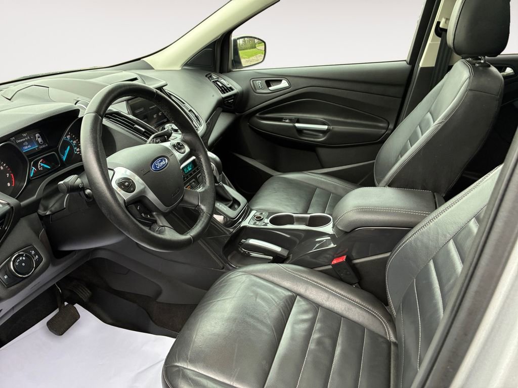 Used 2015 Ford Escape Titanium image 9