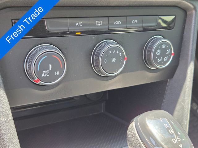 Certified 2022 Volkswagen Taos S FWD image 23