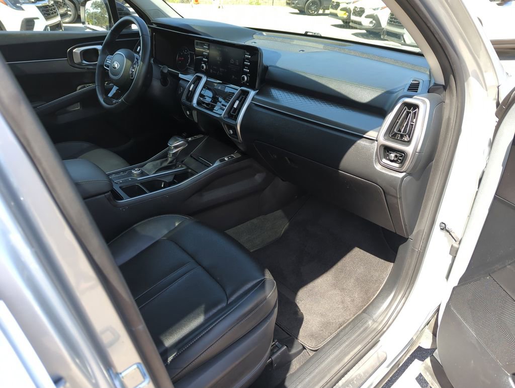 Used 2021 Kia Sorento S w/ Panoramic Sunroof Package image 38