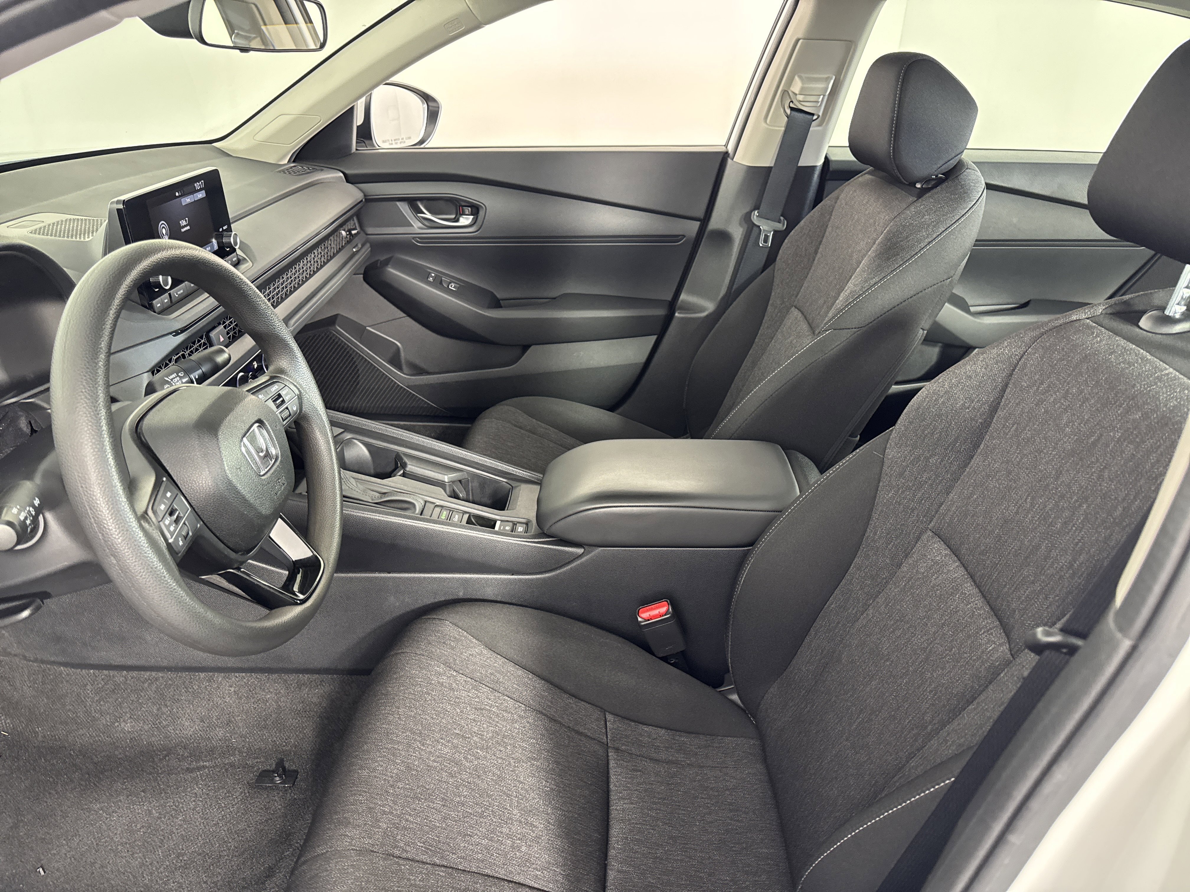 Certified 2024 Honda Accord LX image 15