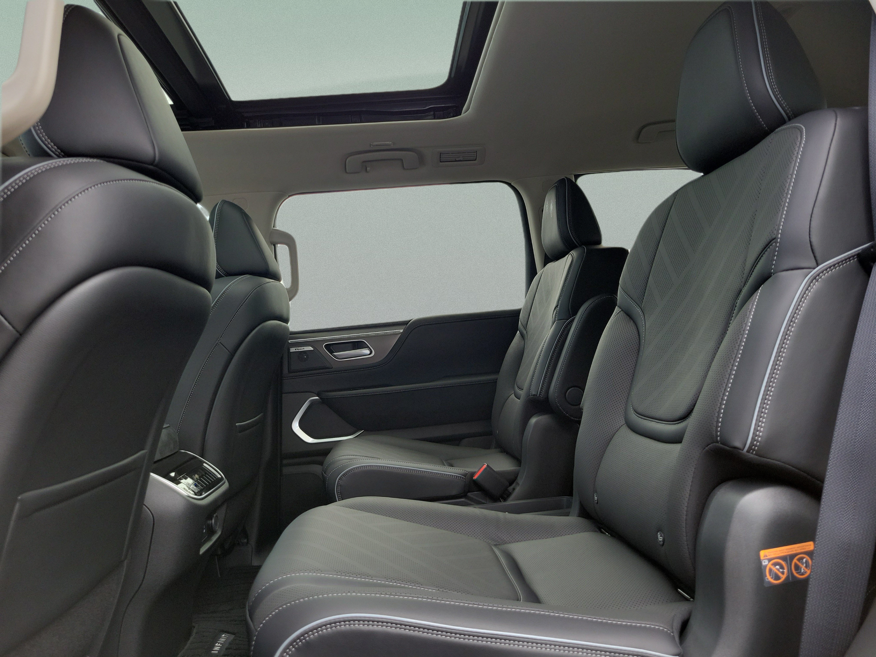 New 2027 INFINITI QX80 Luxe w/ Cargo Package RWD image 26