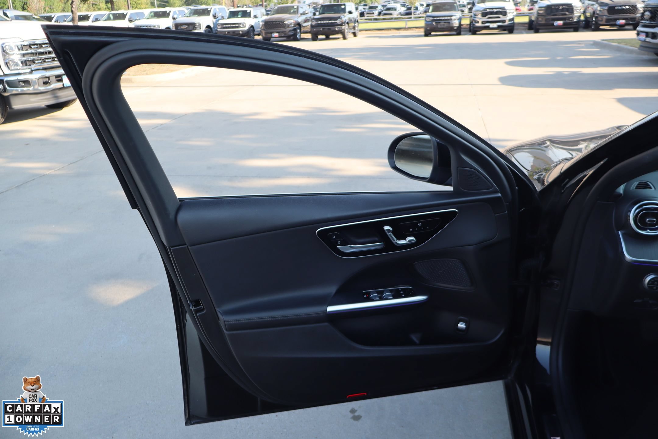 Used 2023 Mercedes-Benz C 300 Sedan image 12