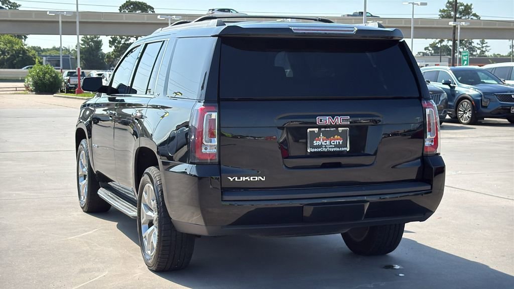 Used 2017 GMC Yukon SLT w/ Open Road Package AWD/4WD image 3