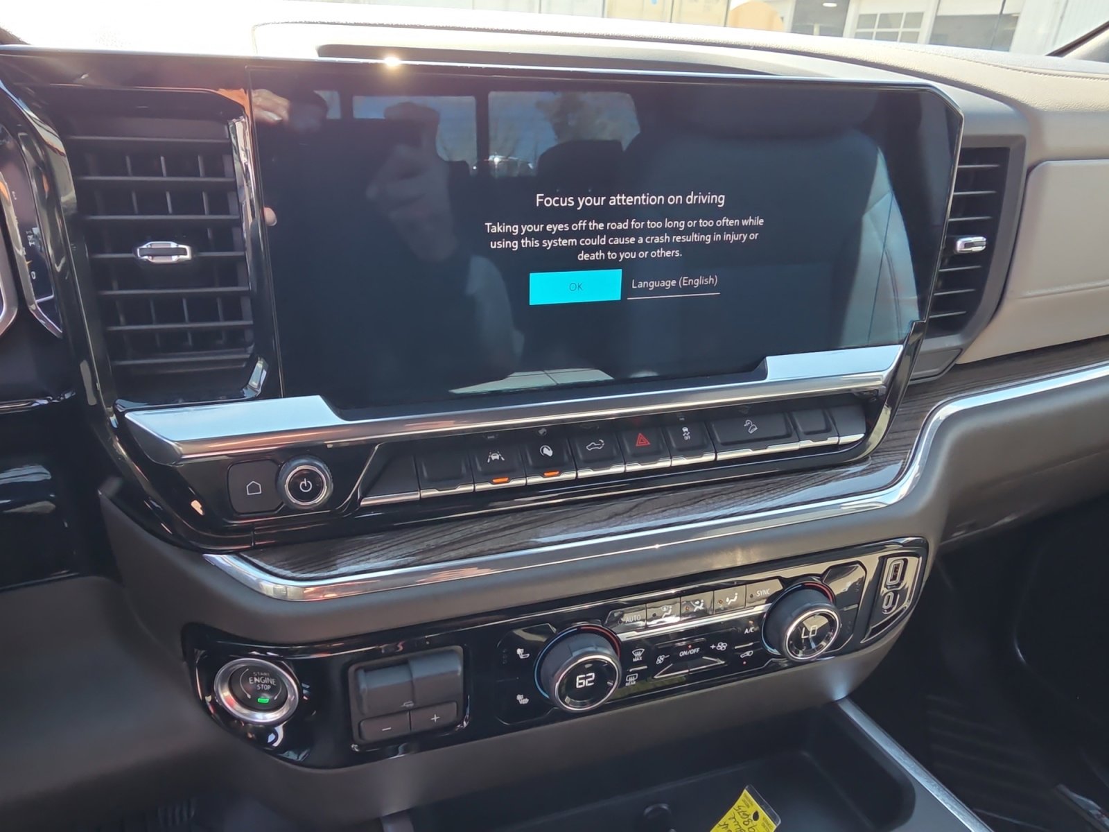 Used 2023 Chevrolet Silverado 1500 LT w/ Z71 Off-Road Package image 18