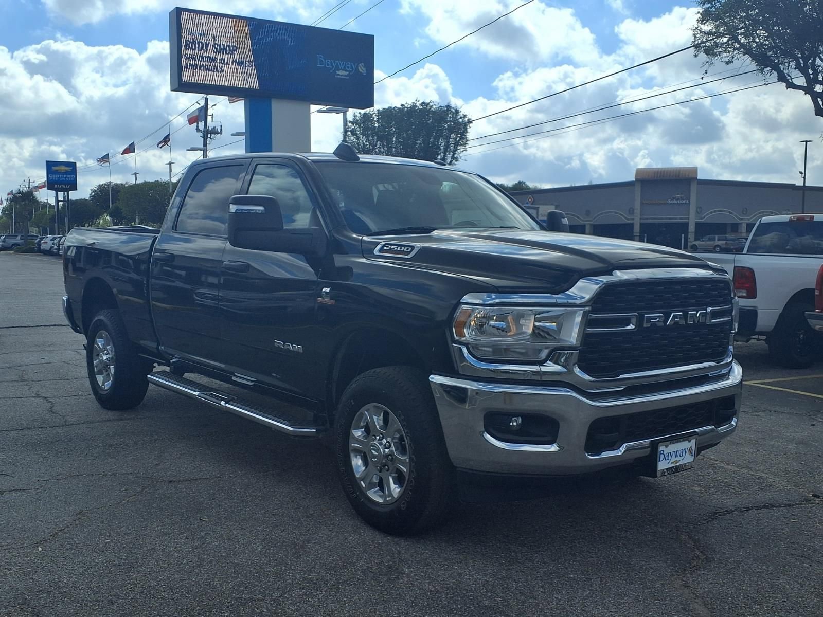 Used 2024 RAM 2500 Big Horn AWD/4WD image 20
