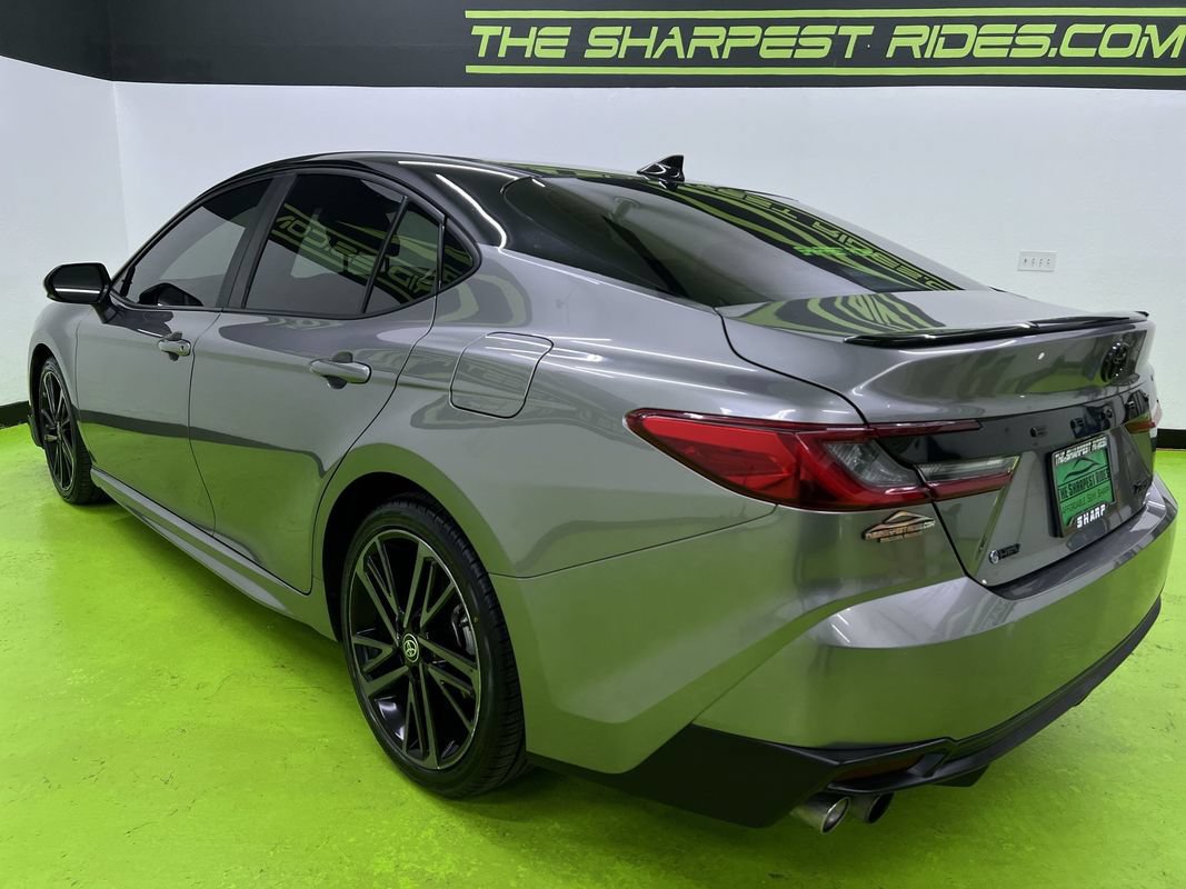 Used 2025 Toyota Camry XSE FWD image 7