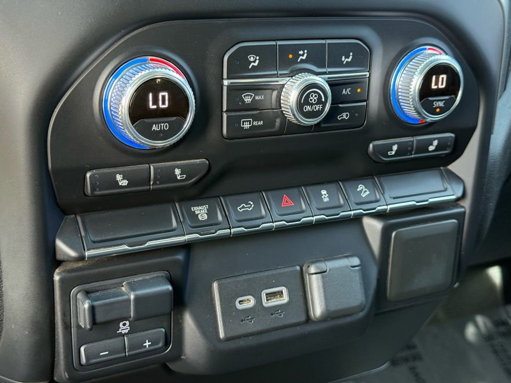 Used 2022 GMC Sierra 2500 SLE w/ SLE Value Package; image 10