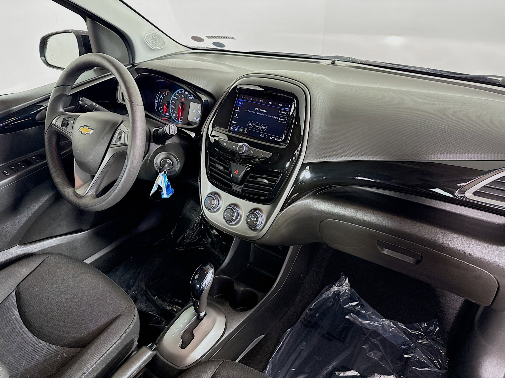 Used 2021 Chevrolet Spark LT image 34