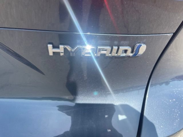 Used 2022 Toyota Venza LE AWD/4WD image 12