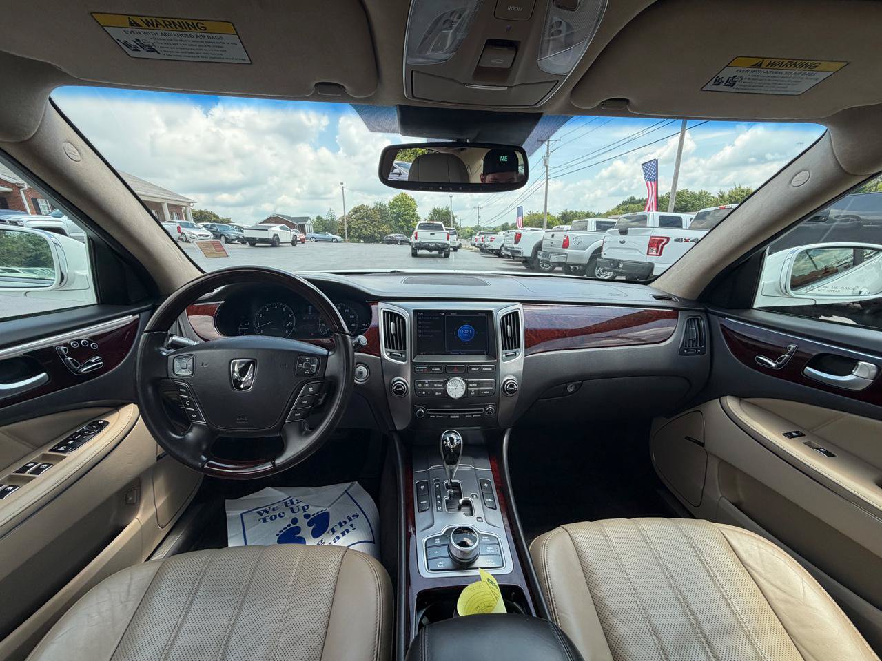 Used 2012 Hyundai Equus Signature RWD image 10