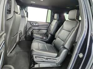 Used 2023 Chevrolet Suburban Premier image 20