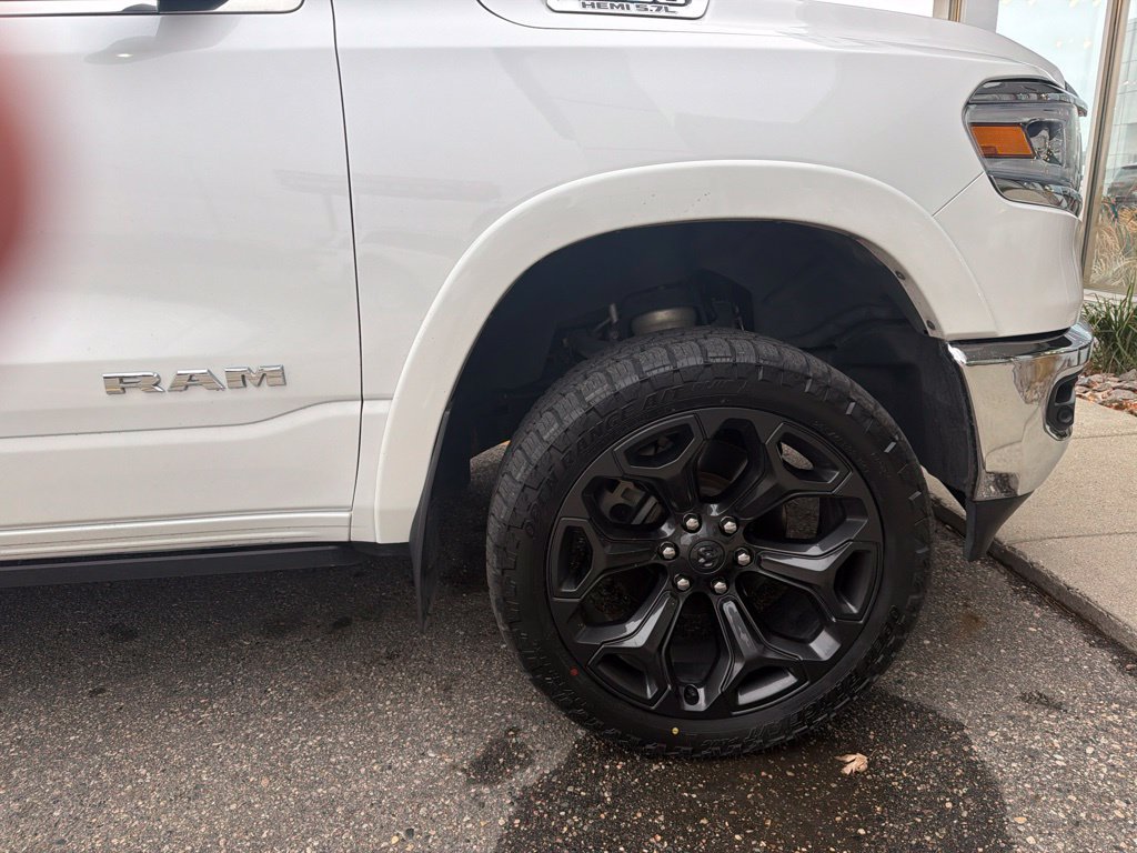 Used 2019 RAM 1500 Limited AWD/4WD image 16