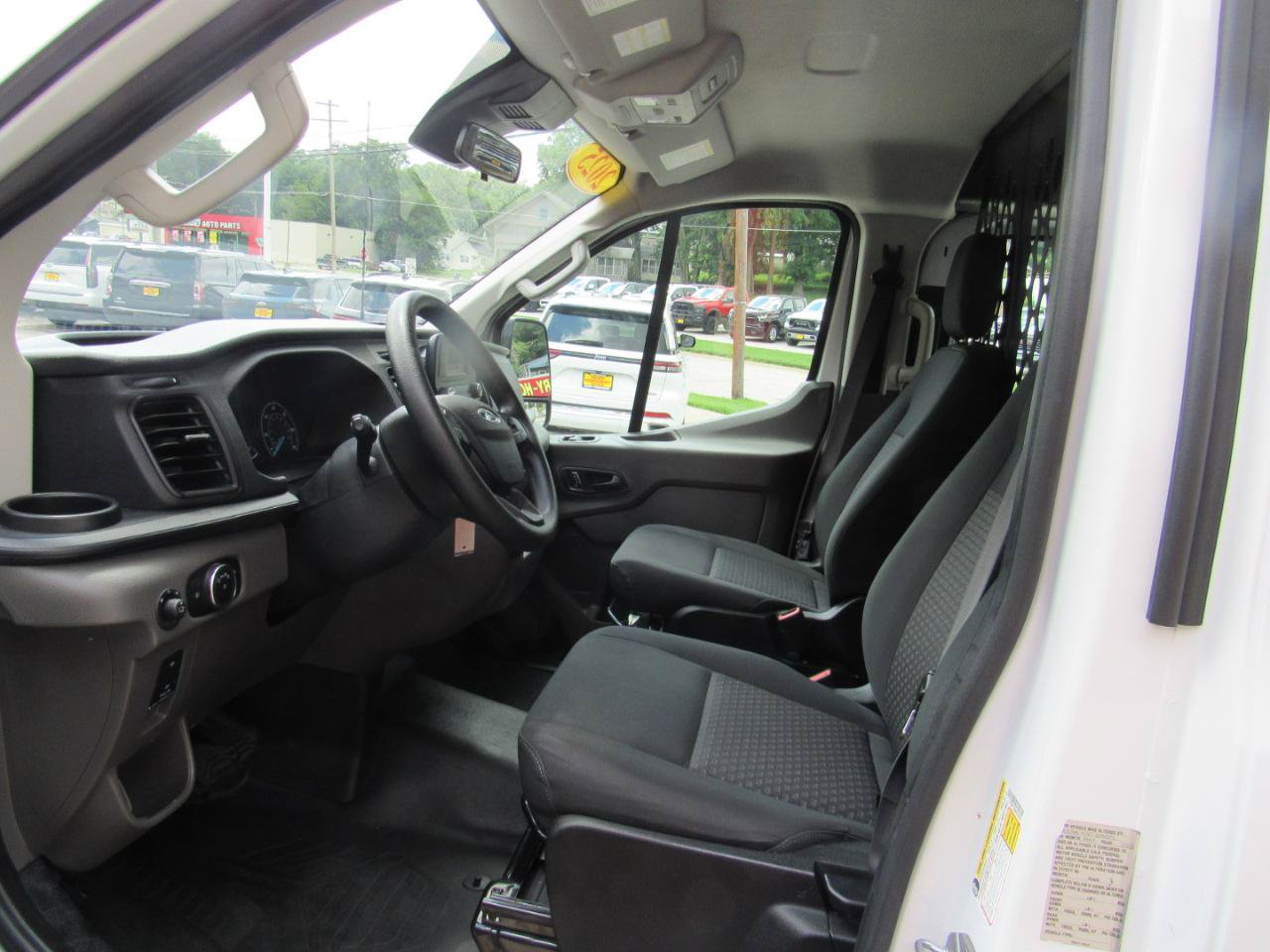 Used 2025 Ford Transit 250 Low Roof w/ Exterior Upgrade Package RWD image 10