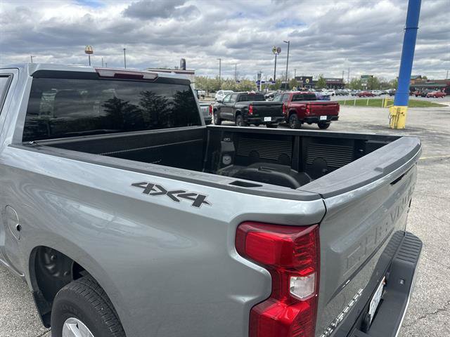 Certified 2025 Chevrolet Silverado 1500 LT AWD/4WD image 18
